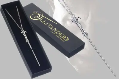 Figurine hp voldemort wand necklace